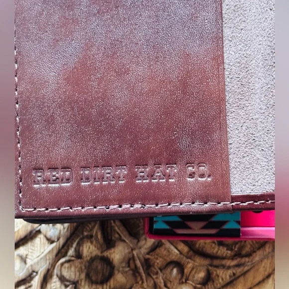 Red Dirt Hat Co Rodeo Wallet Brown Tan Leather Suede - Picture 6 of 9